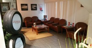Mentor Nissan features comfortable service waiting areas 